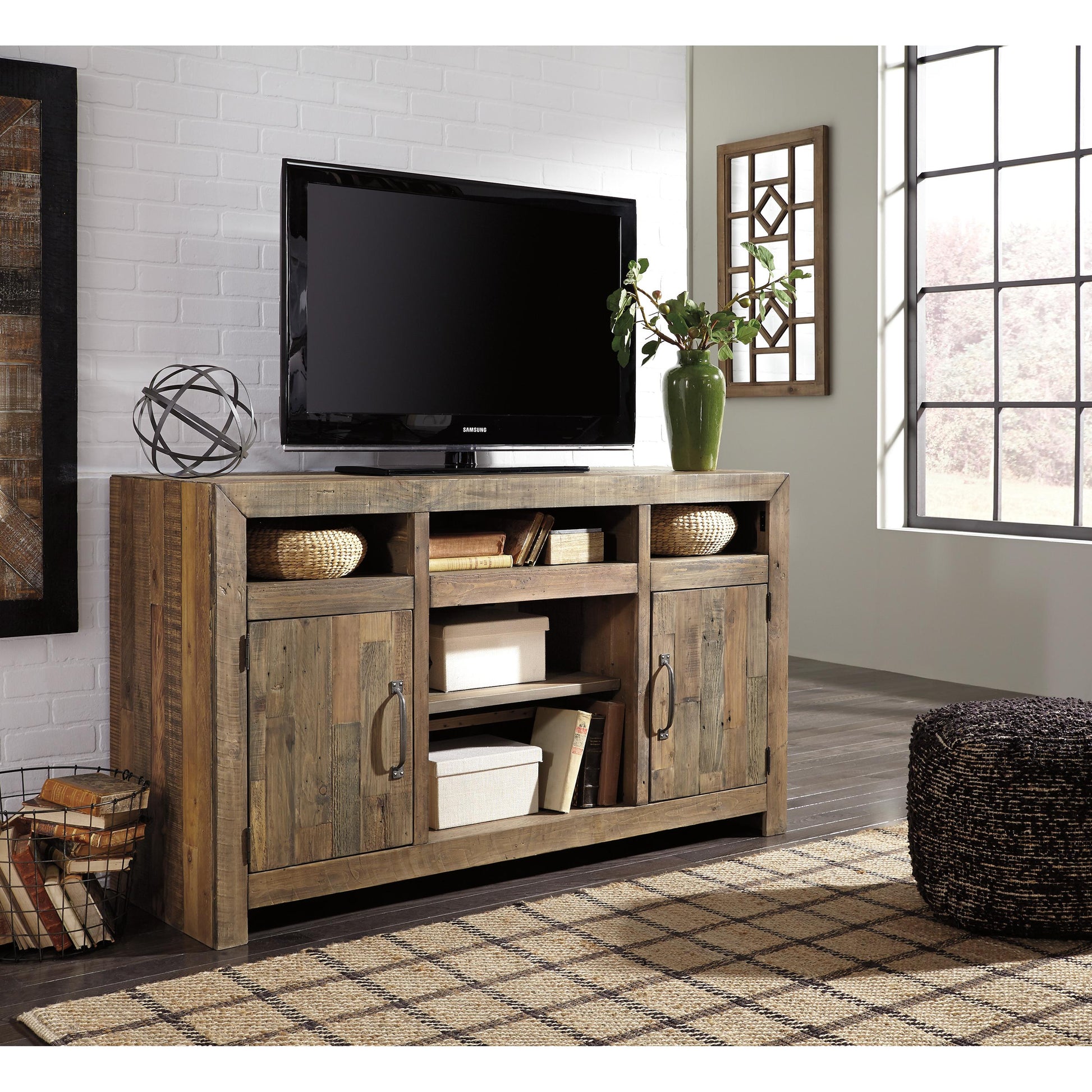 Signature Design by Ashley Sommerford TV Stand W775-48 IMAGE 2