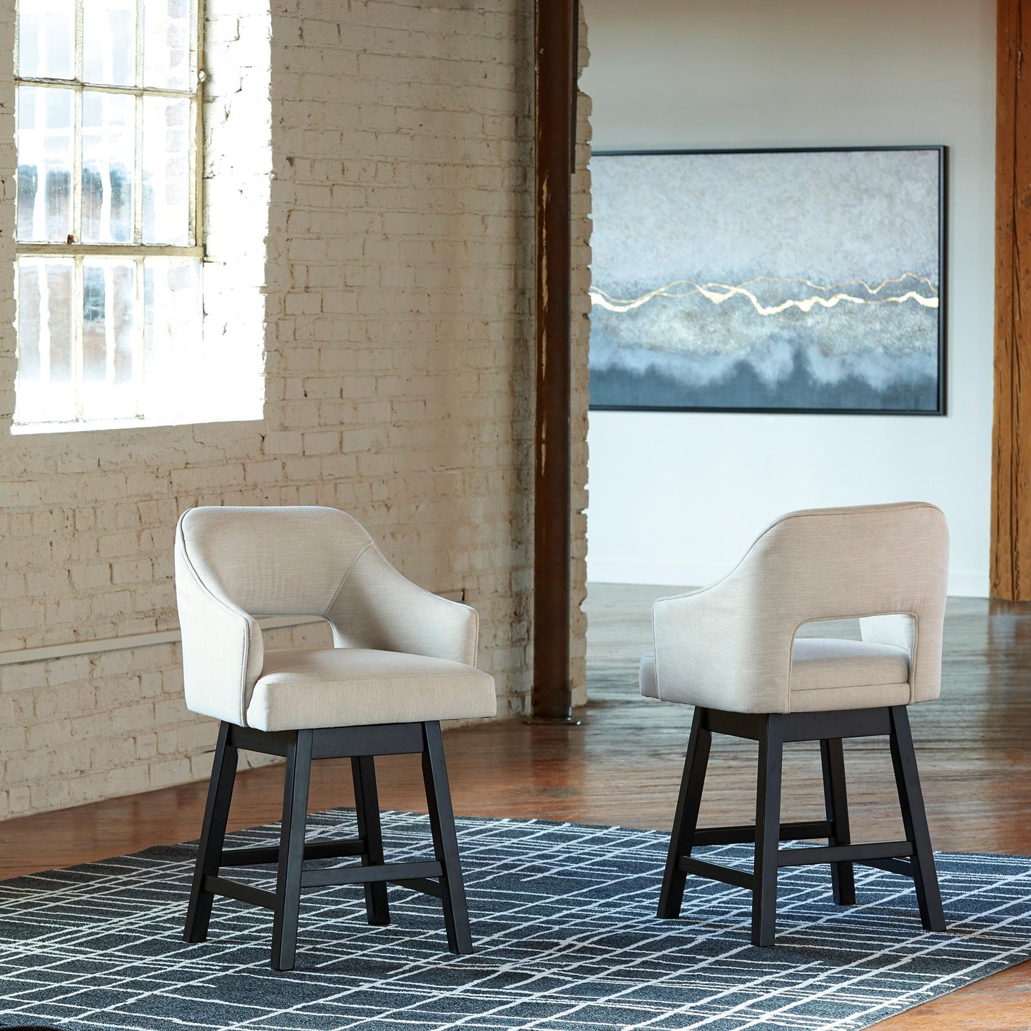 Signature Design by Ashley Tallenger D380-724 Upholstered Swivel Barstool IMAGE 4