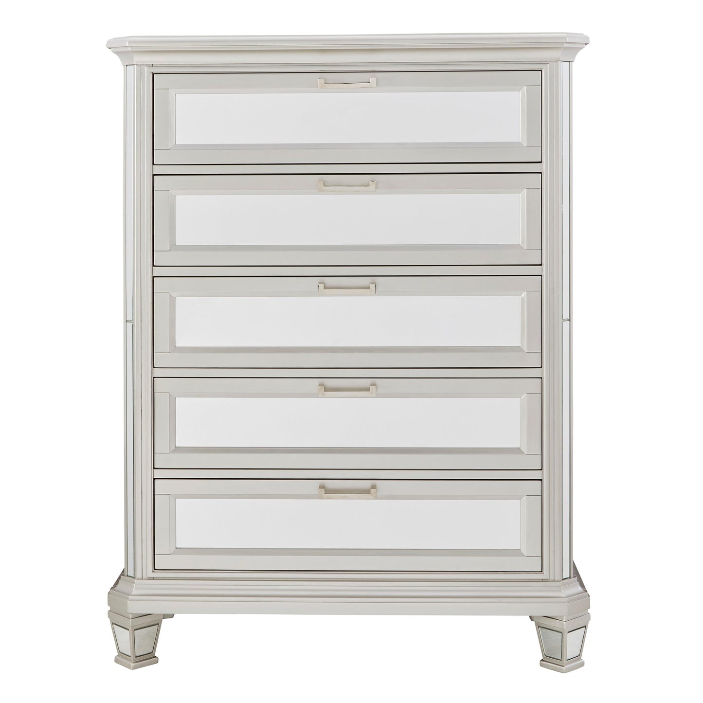 Signature Design by Ashley Lindenfield 5-Drawer Chest B758-46 IMAGE 3