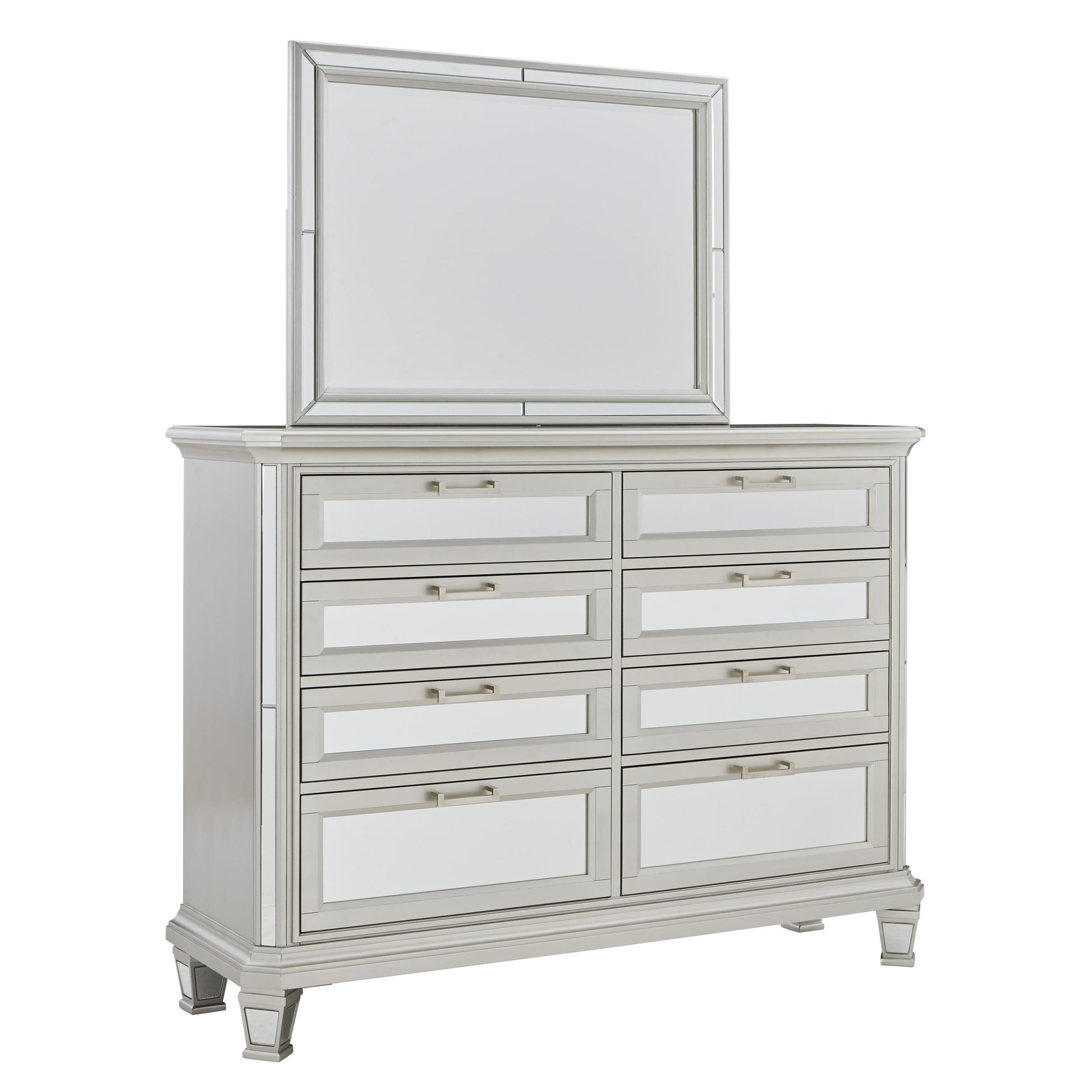 Signature Design by Ashley Lindenfield 8-Drawer Dresser with Mirror B758-31/B758-36 IMAGE 1