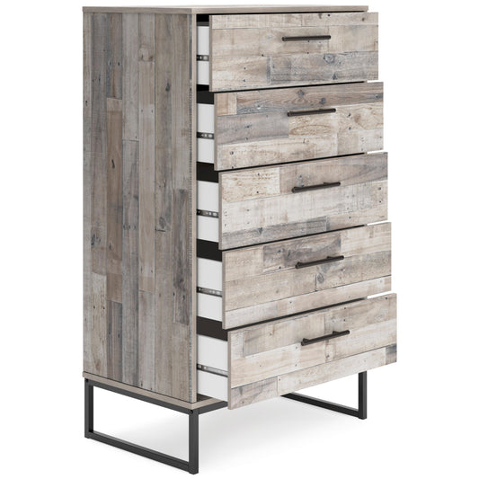 Signature Design by Ashley Neilsville EB2320-245 Five Drawer Chest | American Furniture of Slidell