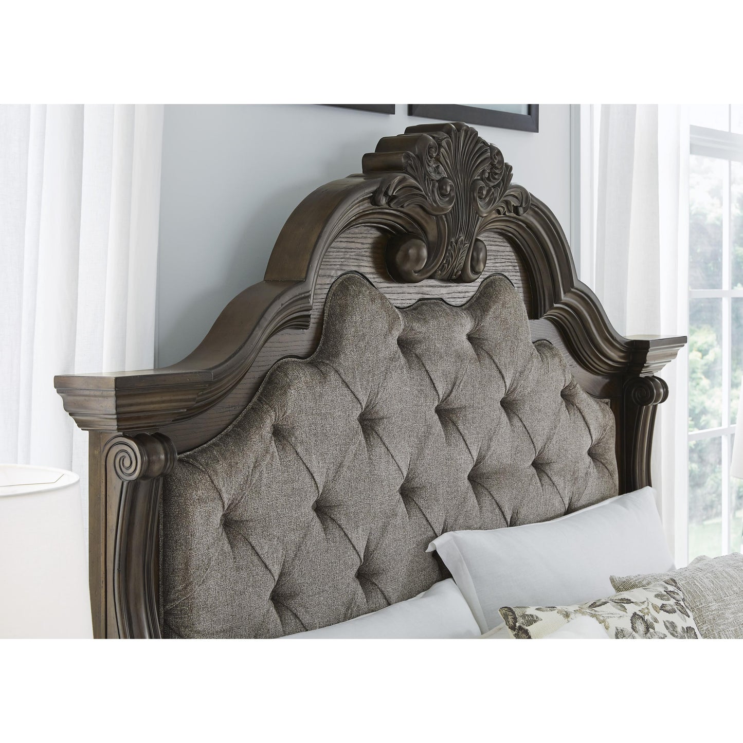 Signature Design by Ashley Maylee King Upholstered Bed B947-58/B947-56/B947-97 IMAGE 6