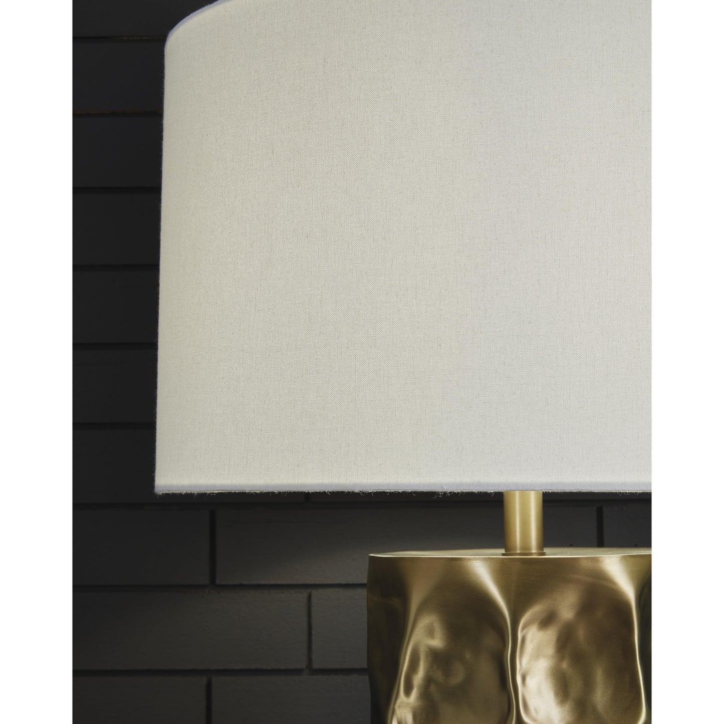 Signature Design by Ashley Marshawn L207524 Metal Table Lamp IMAGE 4
