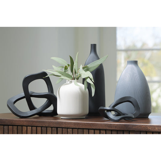 Signature Design by Ashley Leithick A2C00211 Accessory Set IMAGE 2