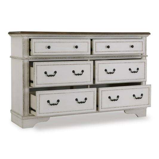 Signature Design by Ashley Blendon B747-31 Dresser IMAGE 2