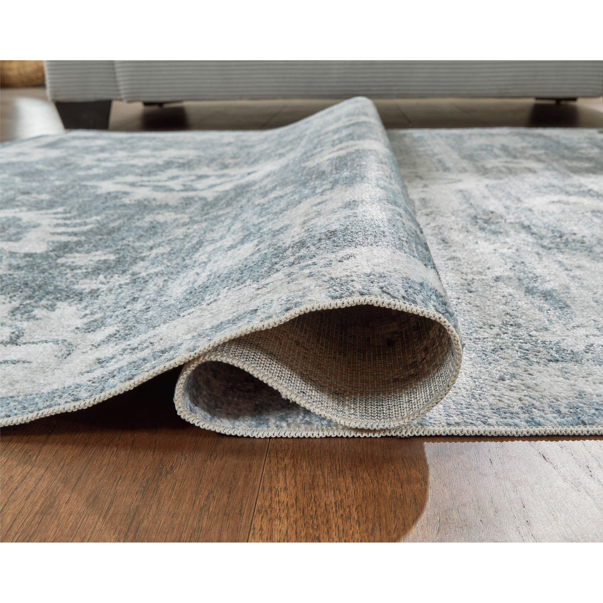 Signature Design by Ashley Avanworths R407792 Washable Medium Rug IMAGE 4