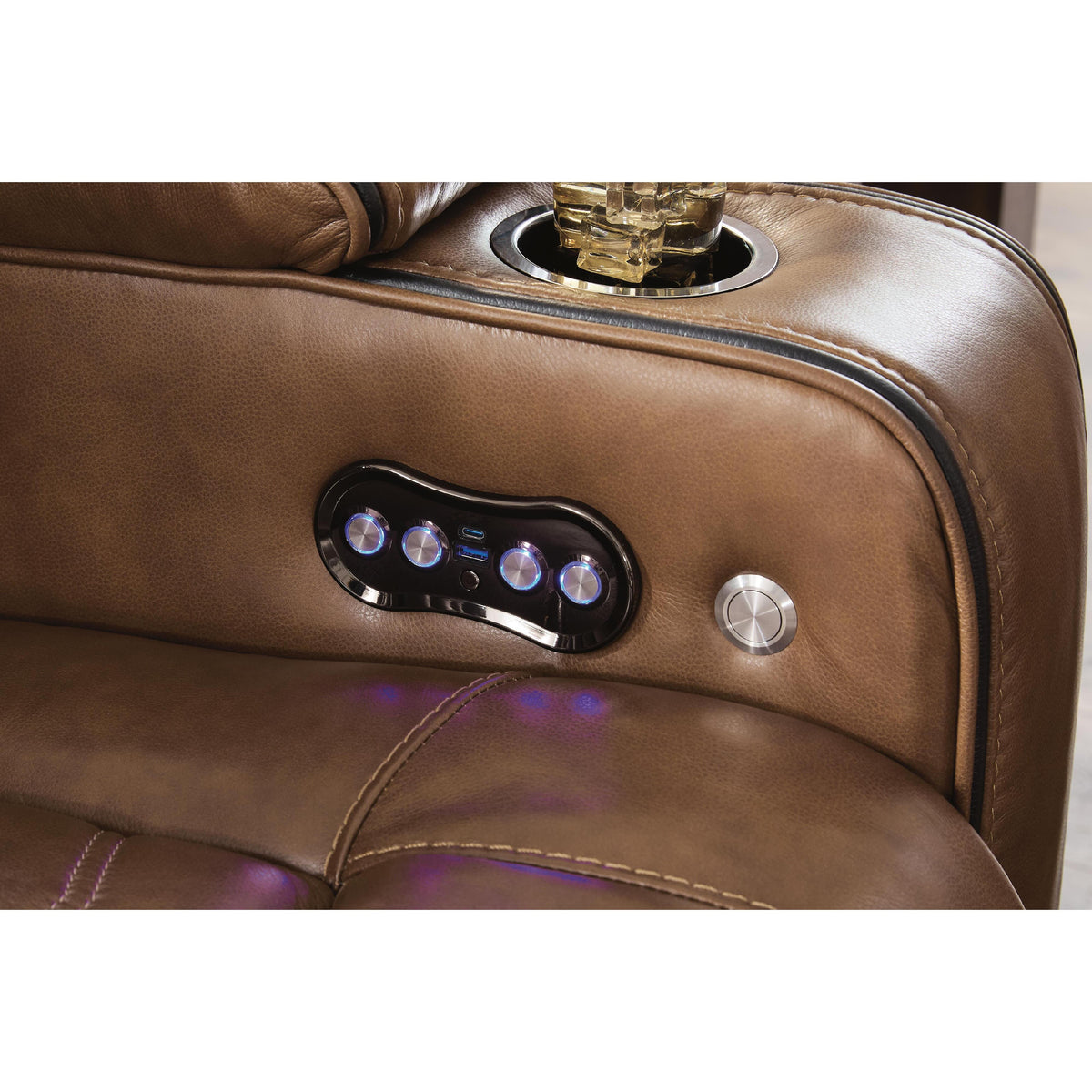 Signature Design by Ashley Gruaro PCU1420015 Power Reclining Sofa with Adjustable Headrest IMAGE 15
