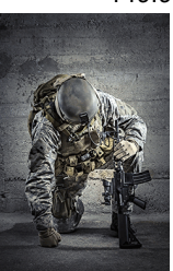 SF1588- Kneeling Soldier