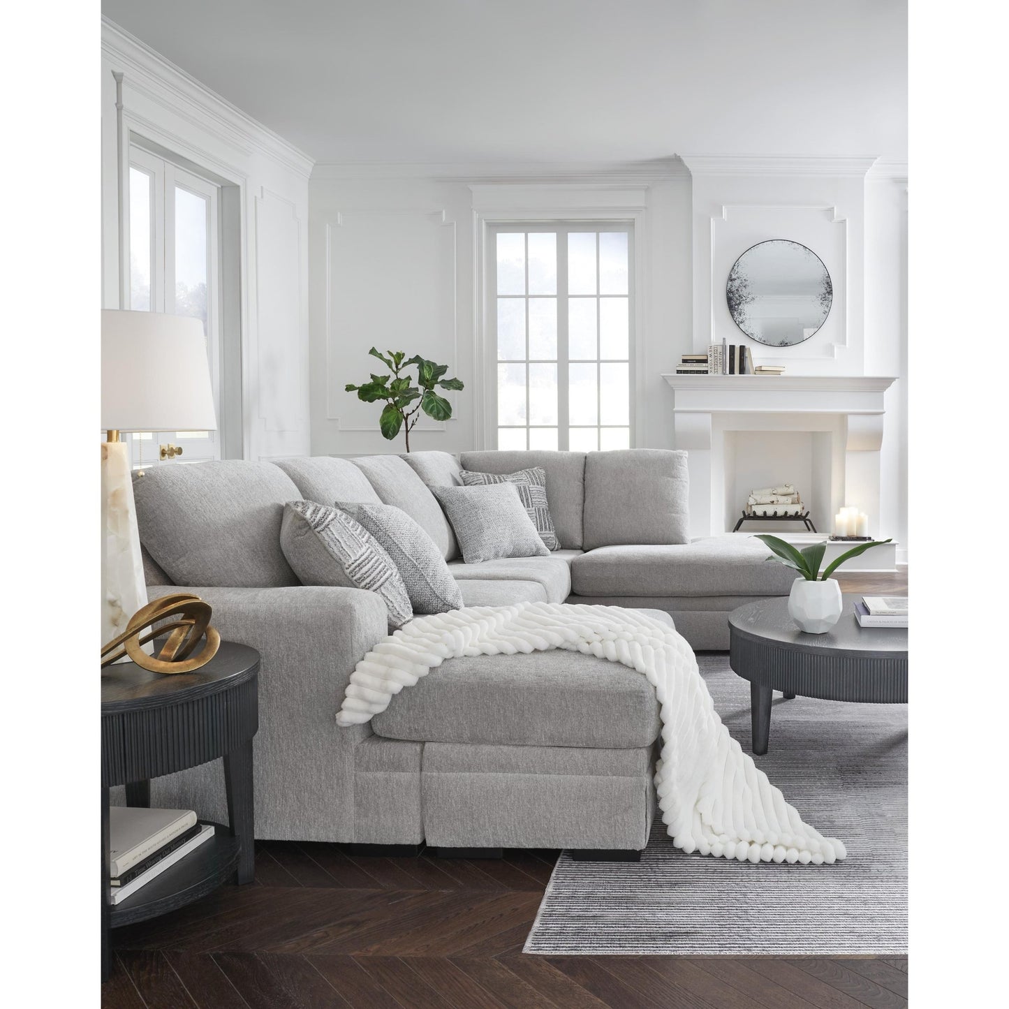 Benchcraft Gabyleigh 20904S1 2 pc Sectional with Chaise - American Furniture of Slidell