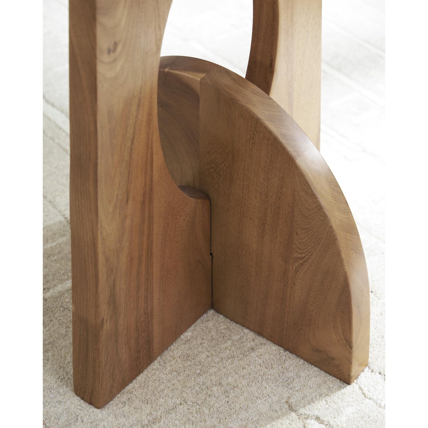 Signature Design by Ashley Hollbourne A4000723 Accent Table - American Furniture of Slidell