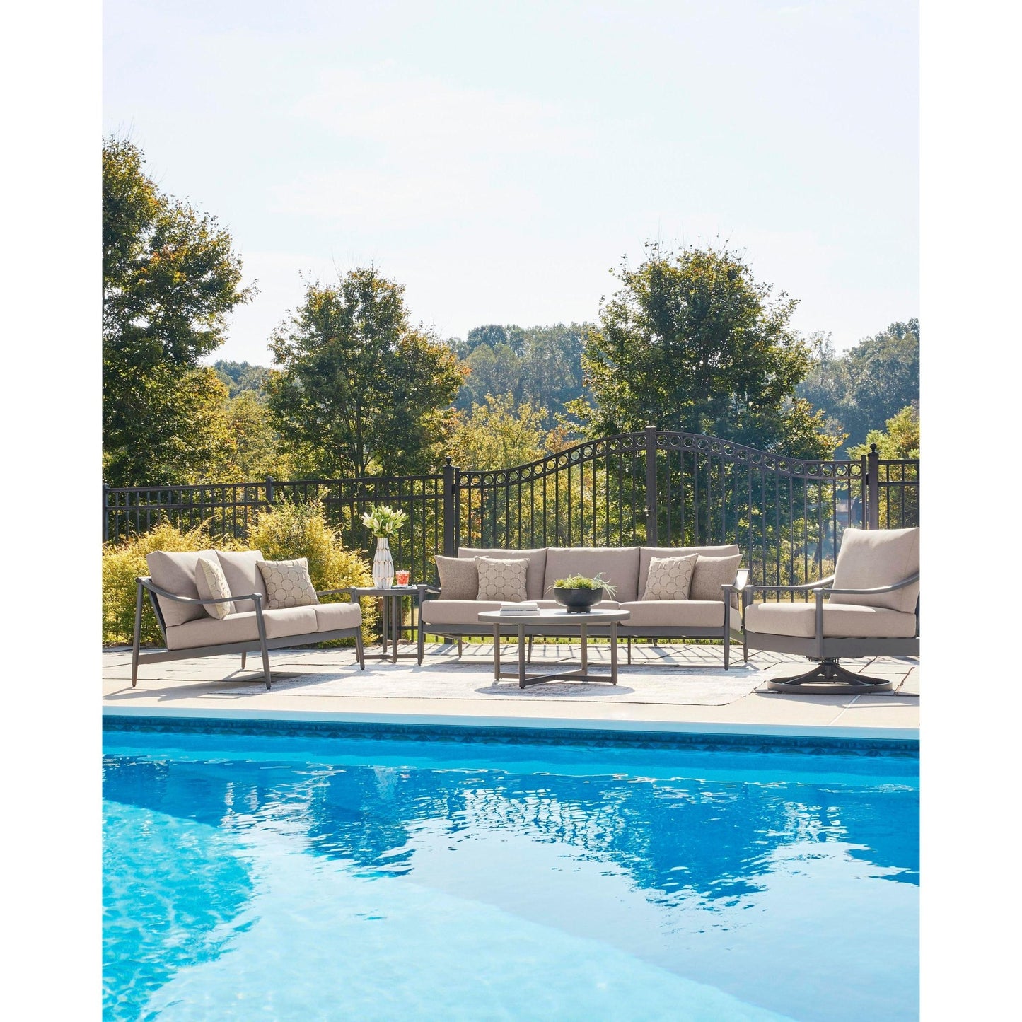 Signature Design by Ashley Ocean Beach PCP510 - 835 Loveseat with Cushion - American Furniture of Slidell