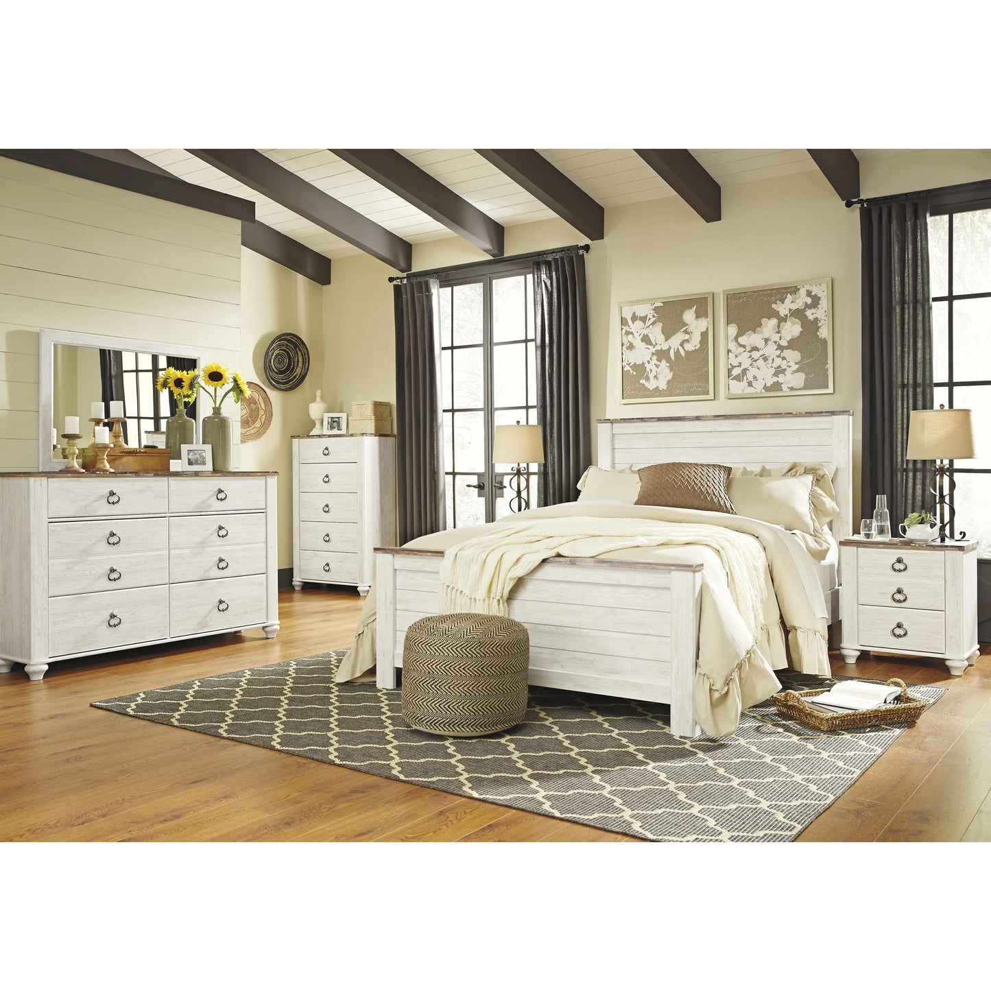 Signature Design by Ashley Willowton 6-Drawer Dresser B267-31