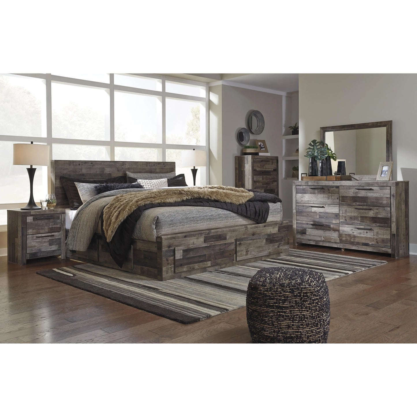Benchcraft Derekson King Panel Bed with Storage B200-58/B200-56S/B200-60/B200-95/B100-14