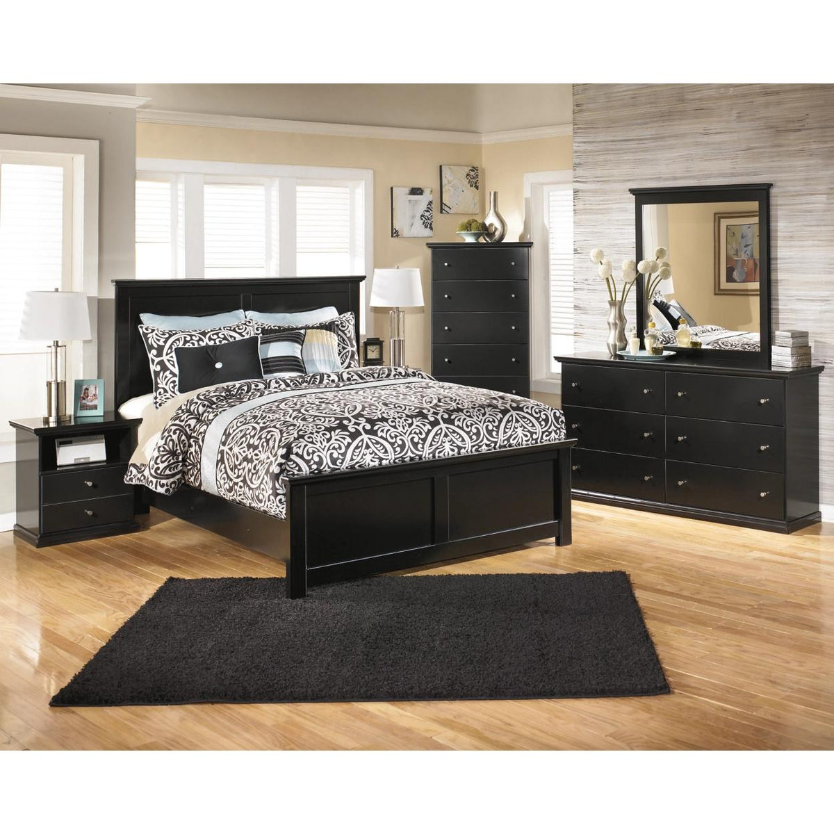  Signature Design by Ashley Maribel 5-Drawer Chest B138-46 IMAGE 5