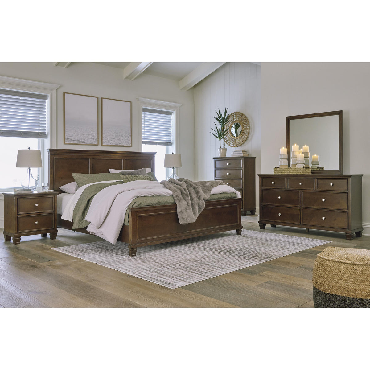  Signature Design by Ashley Danabrin B685B15 6 pc Queen Panel Bedroom Set IMAGE 1