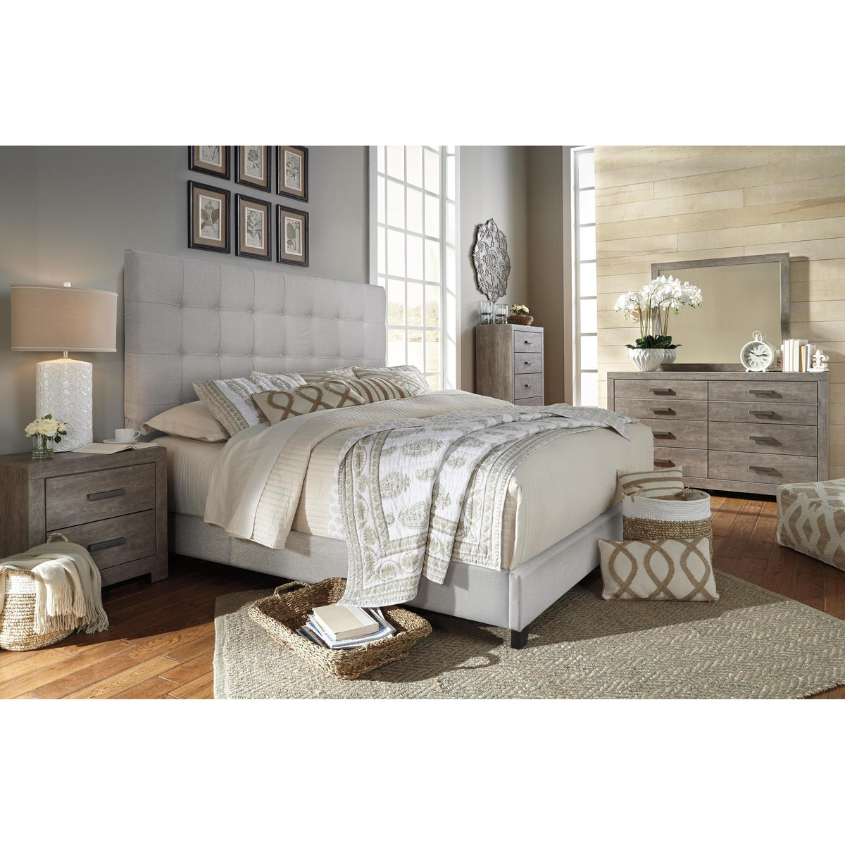  Signature Design by Ashley Culverbach 5-Drawer Chest B070-46 IMAGE 3