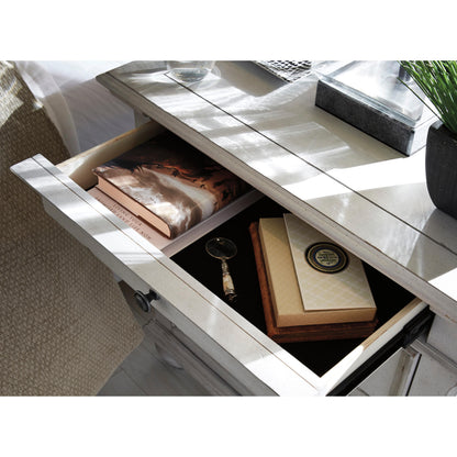  Benchcraft Kanwyn 3-Drawer Nightstand B777-93 IMAGE 5
