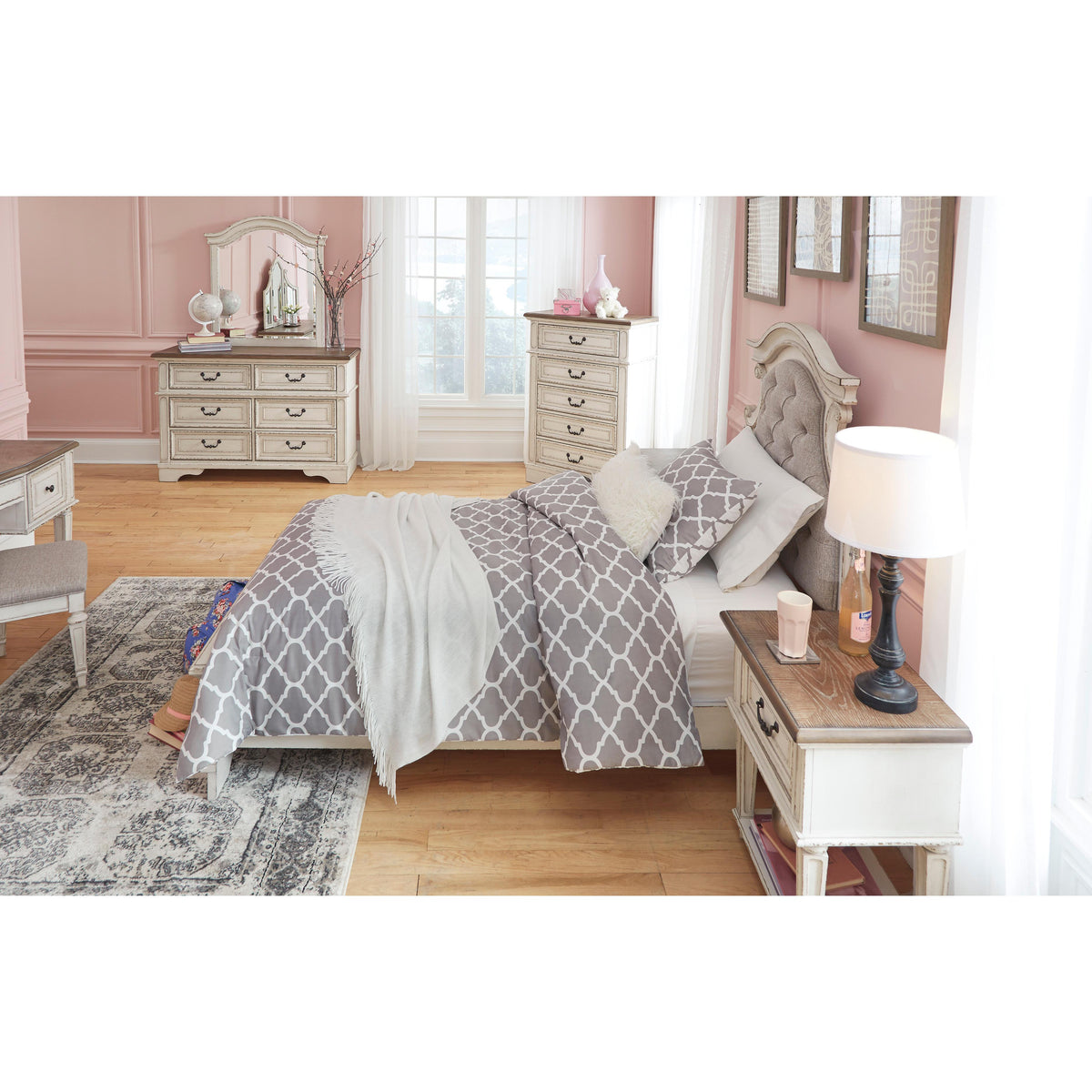  Signature Design by Ashley Realyn B743B13 Twin Panel Bed IMAGE 6