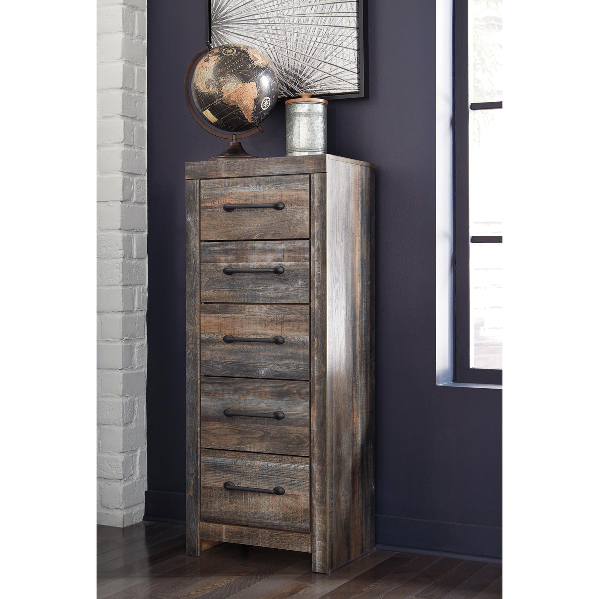  Signature Design by Ashley Drystan 5-Drawer Chest B211-11 IMAGE 5