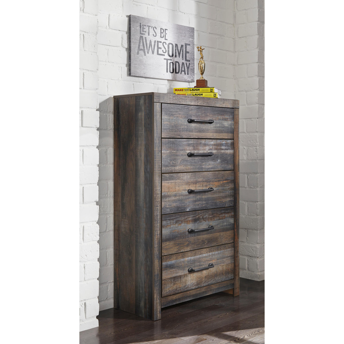  Signature Design by Ashley Drystan 5-Drawer Chest B211-46 IMAGE 5