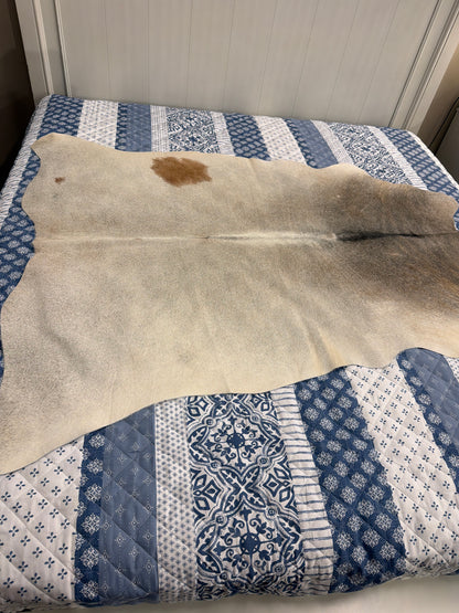 Authentic Cowhide Rug | Sunshine Cowhides #47972 Small