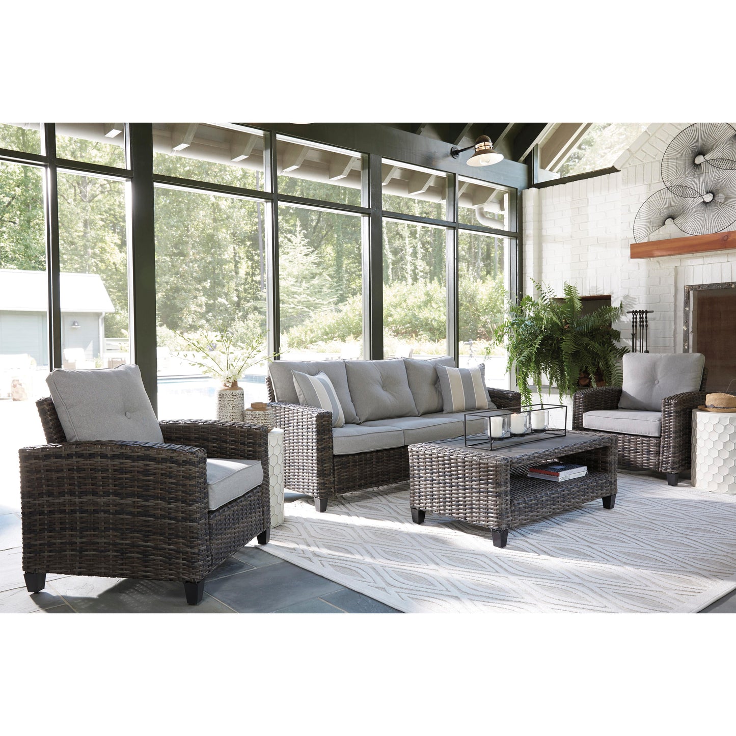 Signature Design by Ashley Outdoor Seating Sets P334-081 IMAGE 7