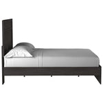 Signature Design by Ashley Belachime B2589B2 Queen Panel Bed IMAGE 3