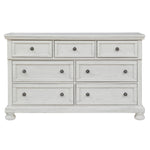Signature Design by Ashley Robbinsdale 7-Drawer Dresser B742-31 IMAGE 3