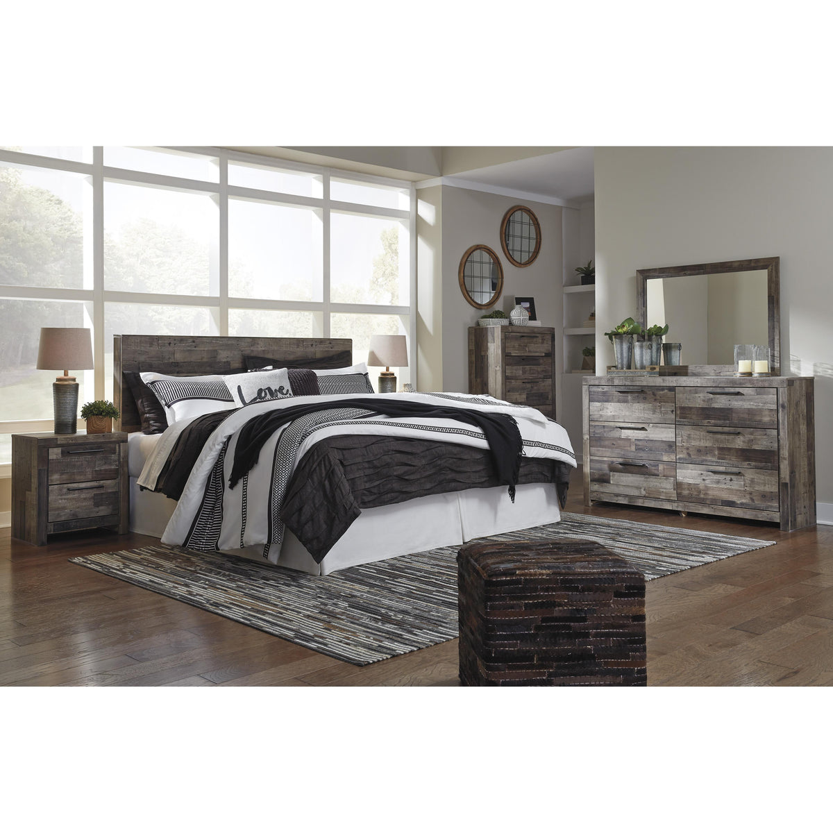  Benchcraft Derekson B200B1 Dresser and Mirror IMAGE 11