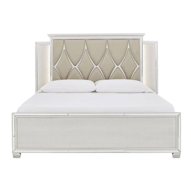 Signature Design by Ashley Lindenfield California King Panel Bed B758-78/B758-76/B758-94 IMAGE 2