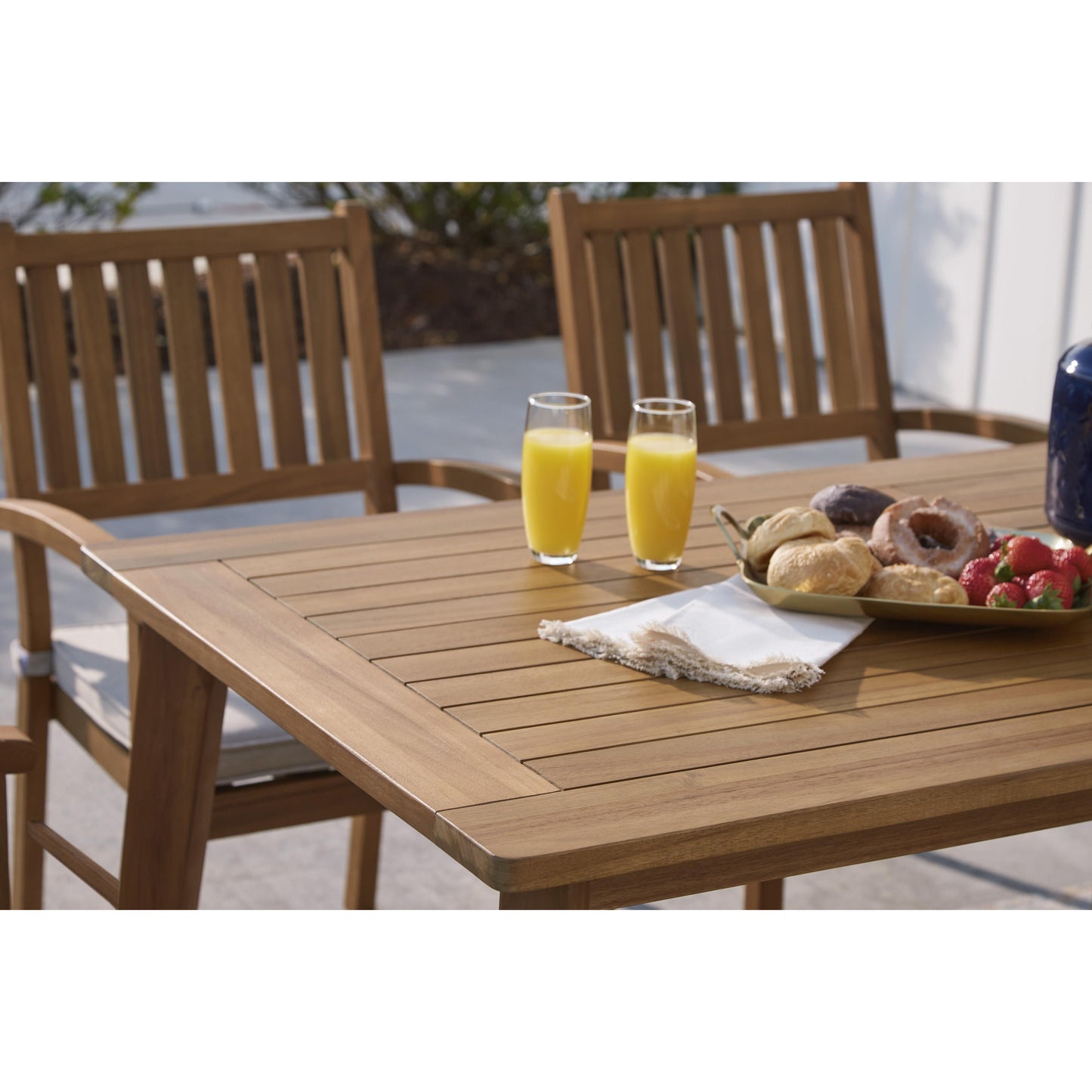Signature Design by Ashley Outdoor Tables Dining Tables P407-625 IMAGE 6