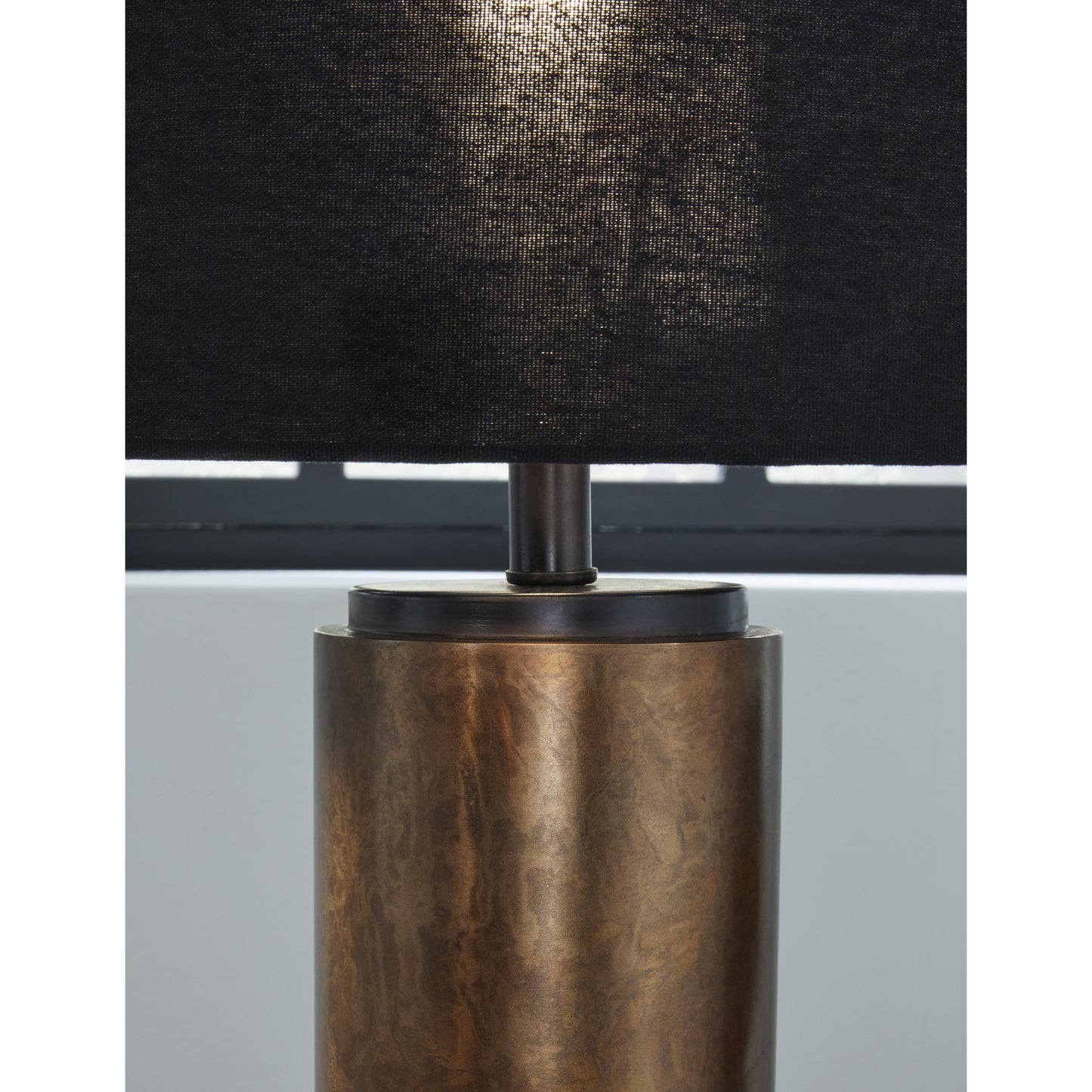 Signature Design by Ashley Hildry Table Lamp L208304 IMAGE 2