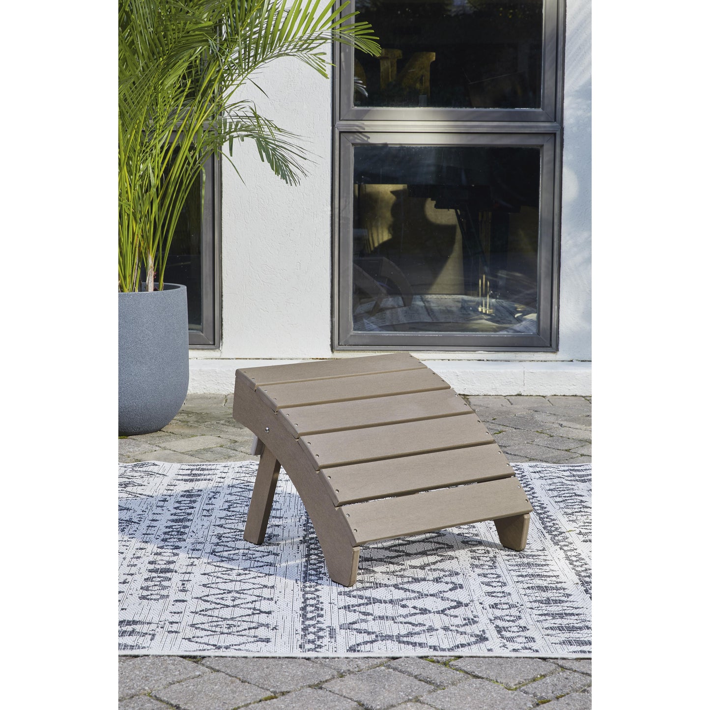Signature Design by Ashley Outdoor Seating Ottomans P014-813 IMAGE 5