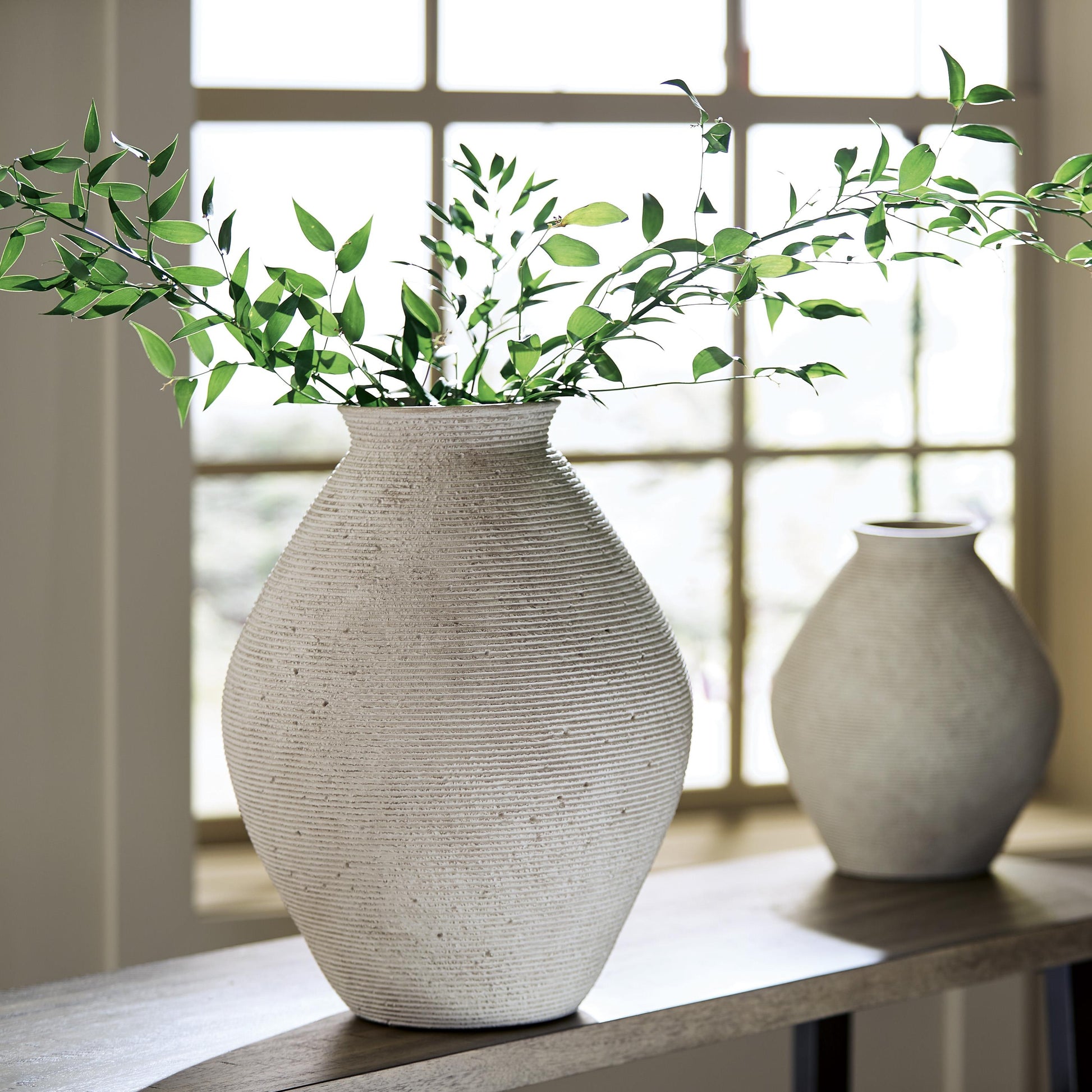Signature Design by Ashley Home Decor Vases & Bowls A2000514 IMAGE 2