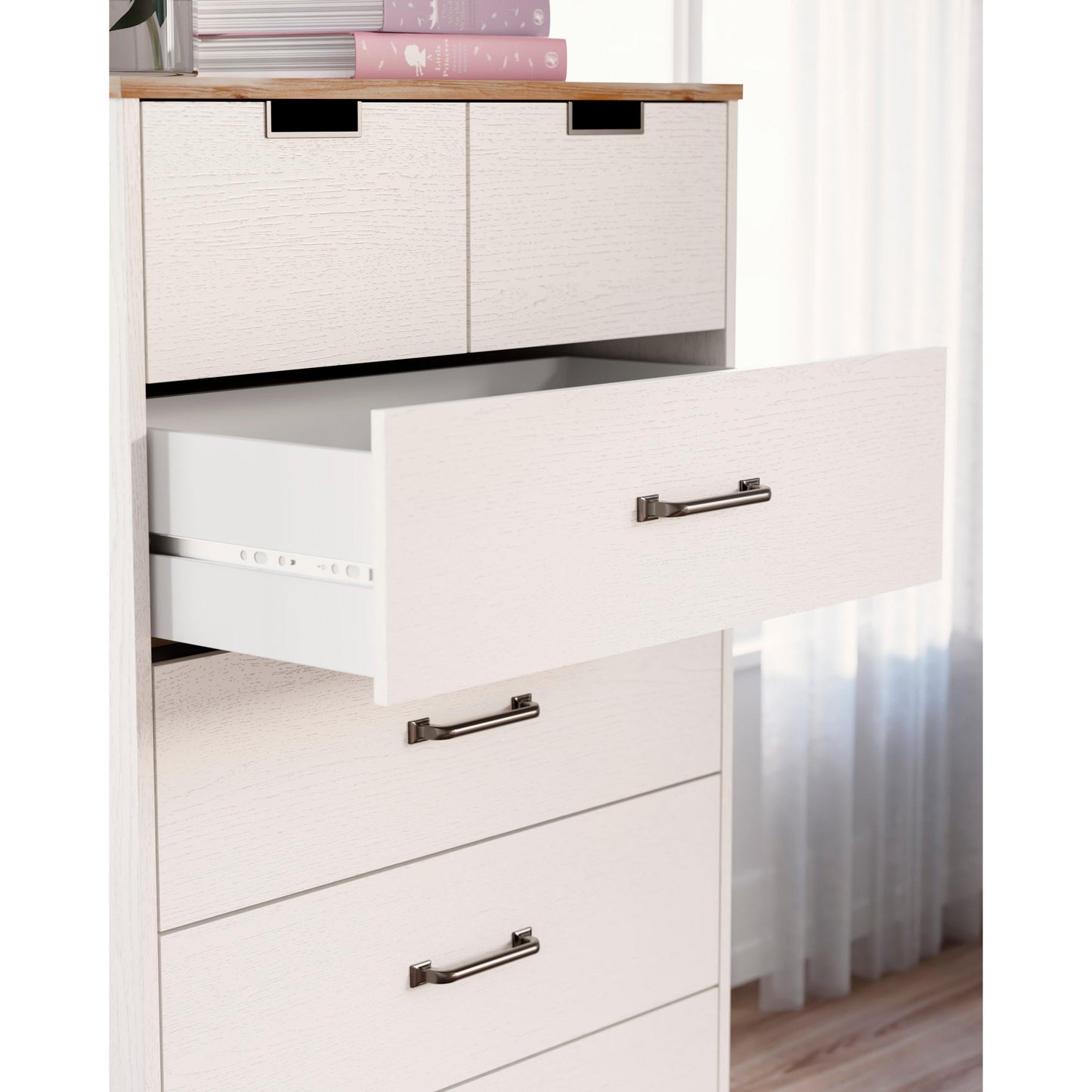 Signature Design by Ashley Kids Chests 5 Drawers EB1428-245 IMAGE 7