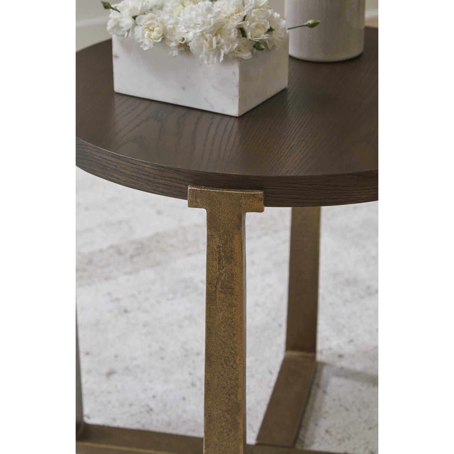 Signature Design by Ashley Balintmore End Table T967-6 IMAGE 4