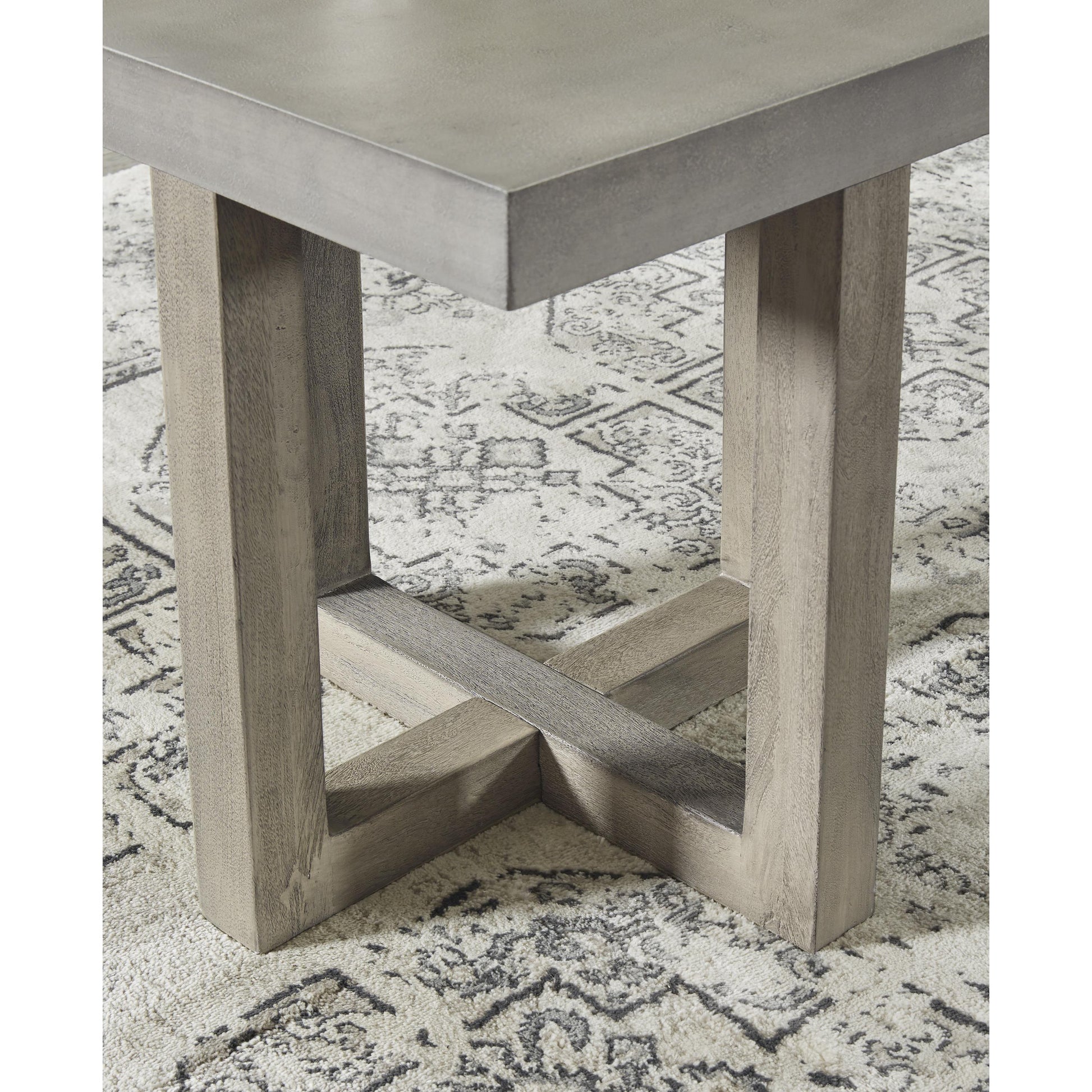 Signature Design by Ashley Lockthorne End Table T988-2 IMAGE 5