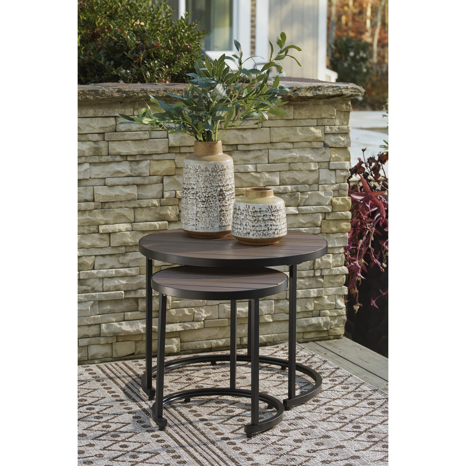 Signature Design by Ashley Outdoor Tables Nesting Tables P020-716 IMAGE 5