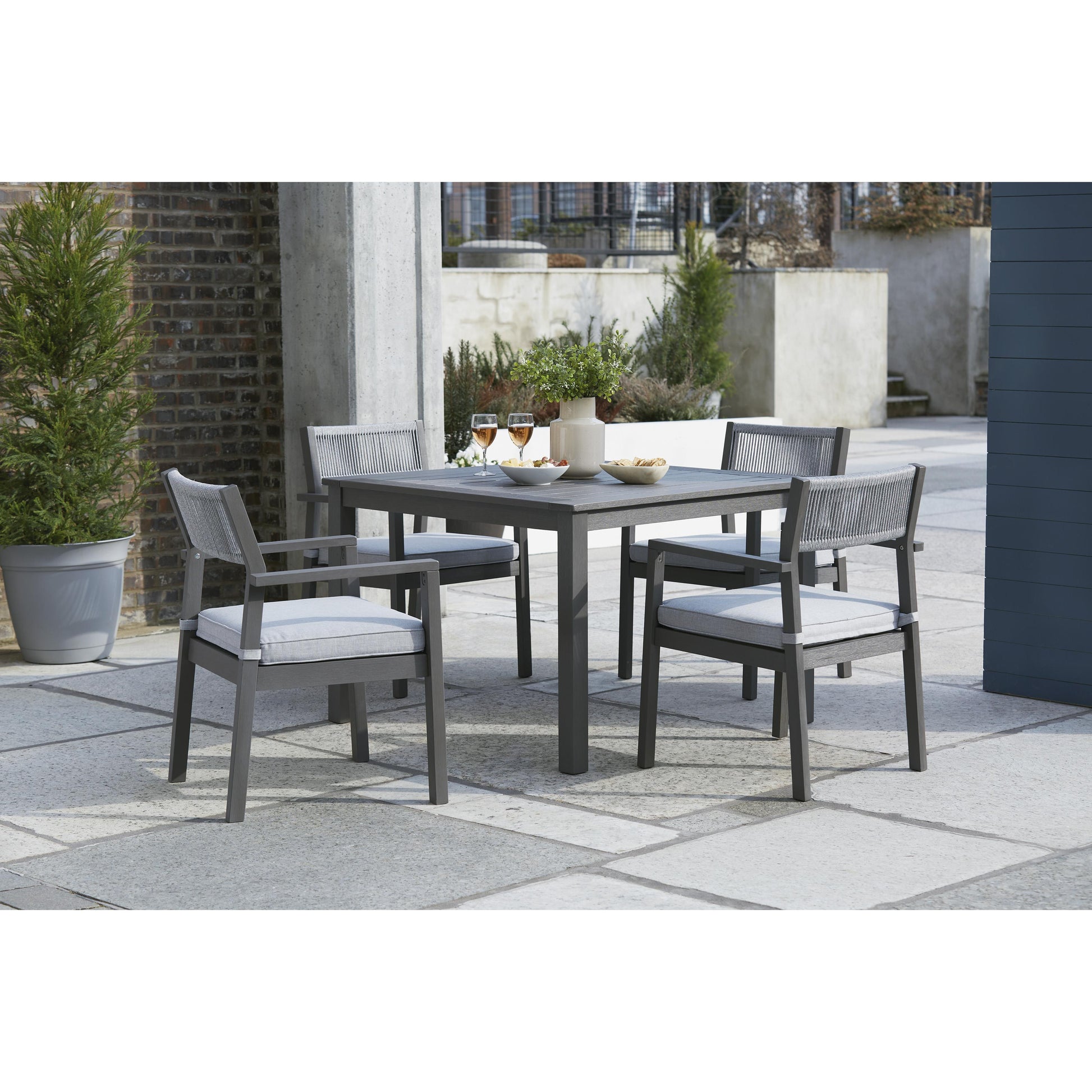 Signature Design by Ashley Outdoor Seating Dining Chairs P358-601A IMAGE 8
