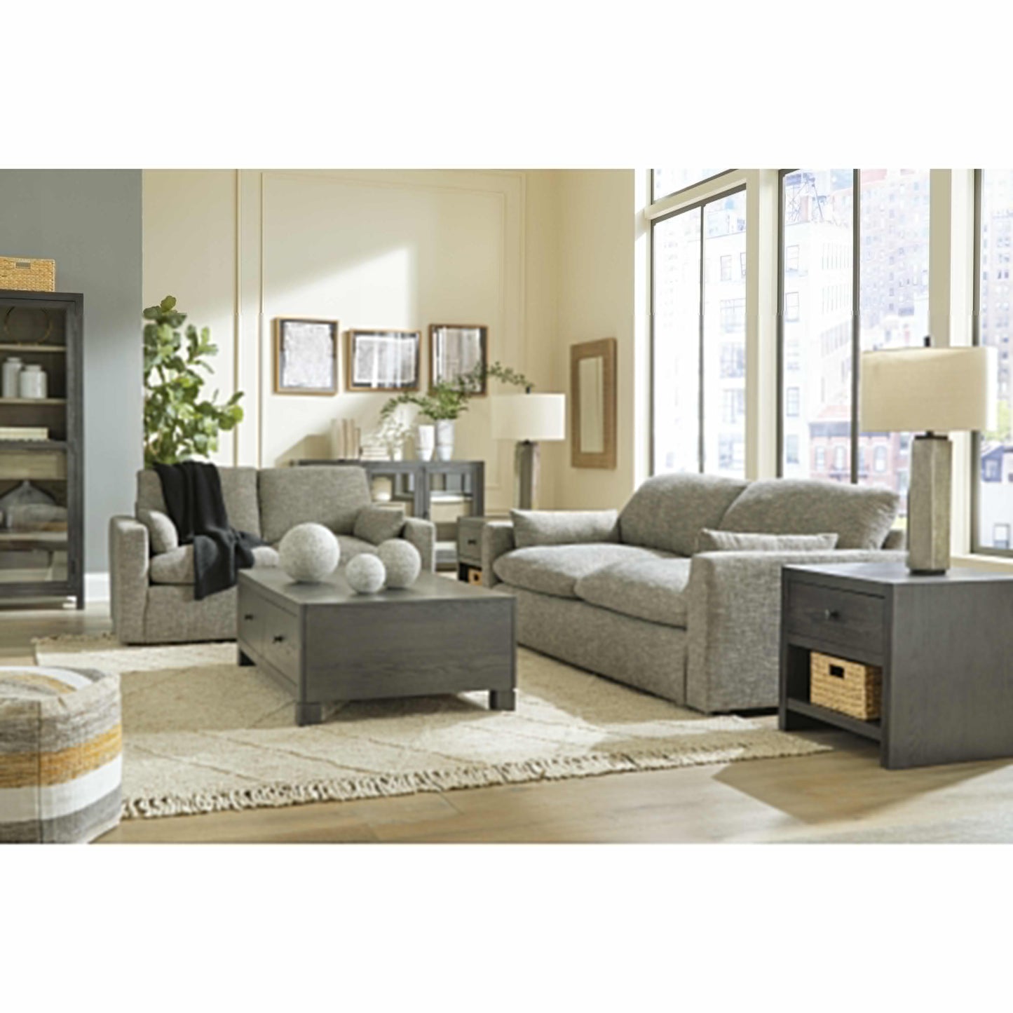 Benchcraft Dramatic 1170238 Sofa | American Furniture of Slidell