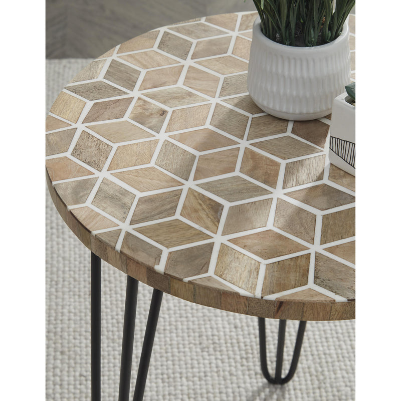 Signature Design by Ashley Drovelett Accent Table A4000527 IMAGE 5