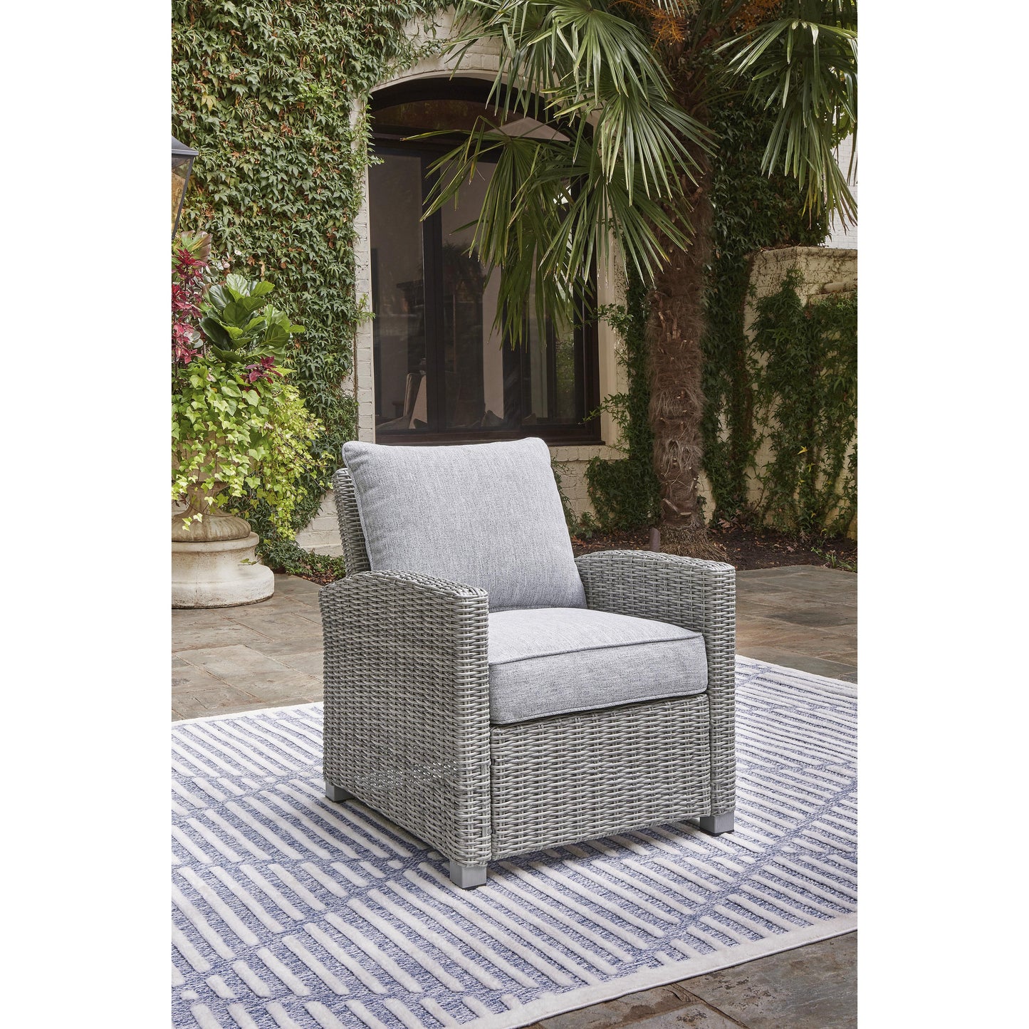 Signature Design by Ashley Outdoor Seating Lounge Chairs P439-820 IMAGE 5