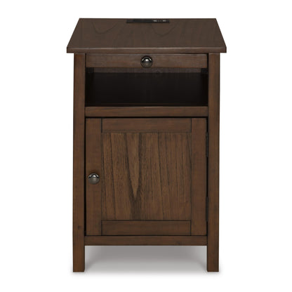 Signature Design by Ashley Treytown T300-117 Chair Side End Table | American Furniture of Slidell