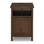Signature Design by Ashley Treytown T300-117 Chair Side End Table | American Furniture of Slidell