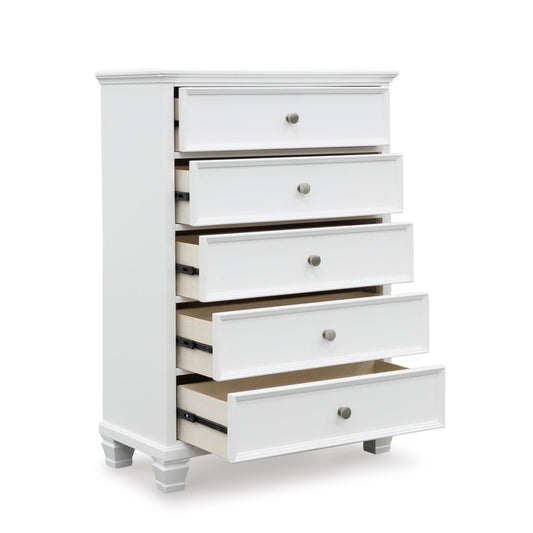  Signature Design by Ashley Fortman B680-46 Five Drawer Chest IMAGE 2