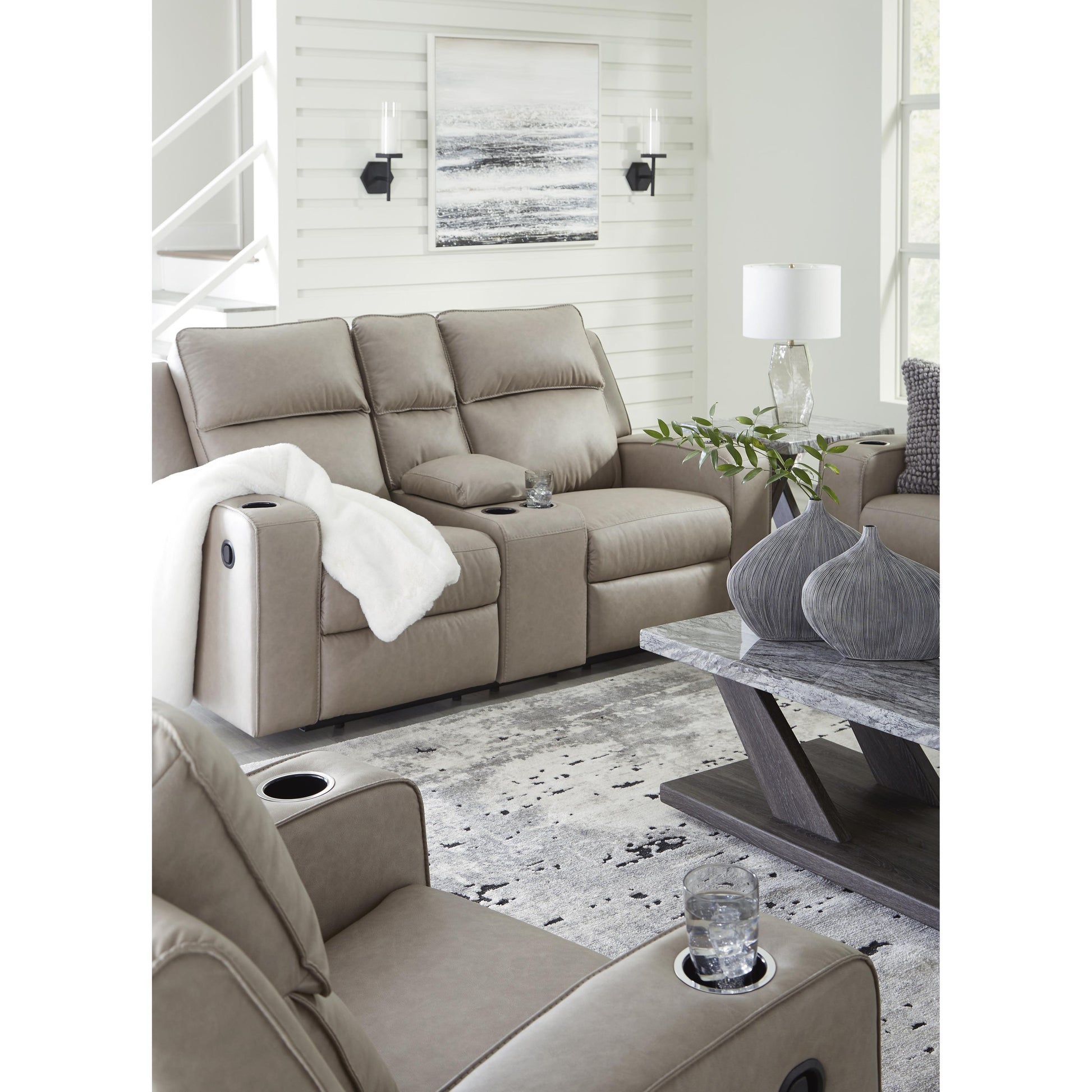 Signature Design by Ashley Lavenhorne Reclining Leather Look Loveseat 6330794 IMAGE 8