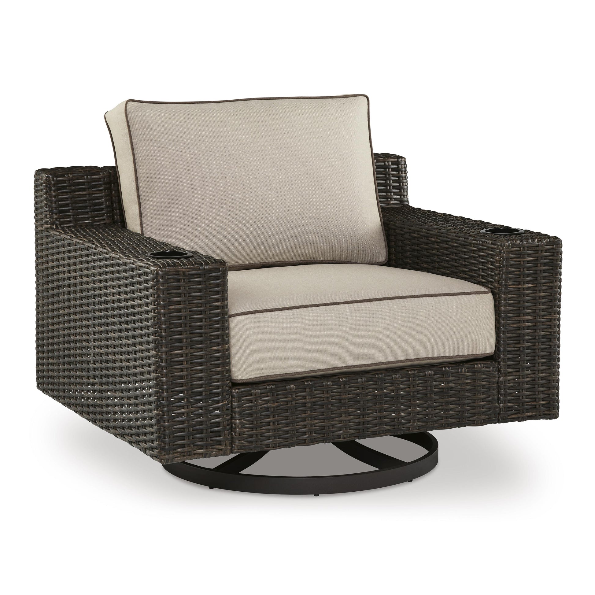 Signature Design by Ashley Outdoor Seating Lounge Chairs P784-821 IMAGE 1