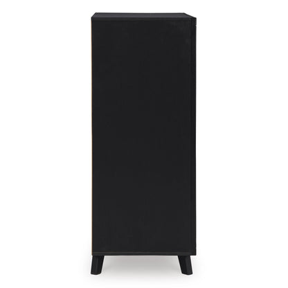 Signature Design by Ashley Danziar B1013-345 Five Drawer Wide Chest IMAGE 4