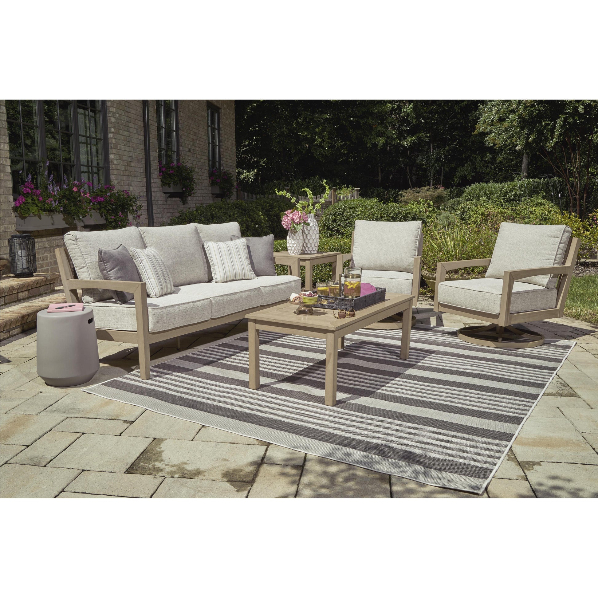 Signature Design by Ashley Outdoor Seating Lounge Chairs P560-821 IMAGE 8