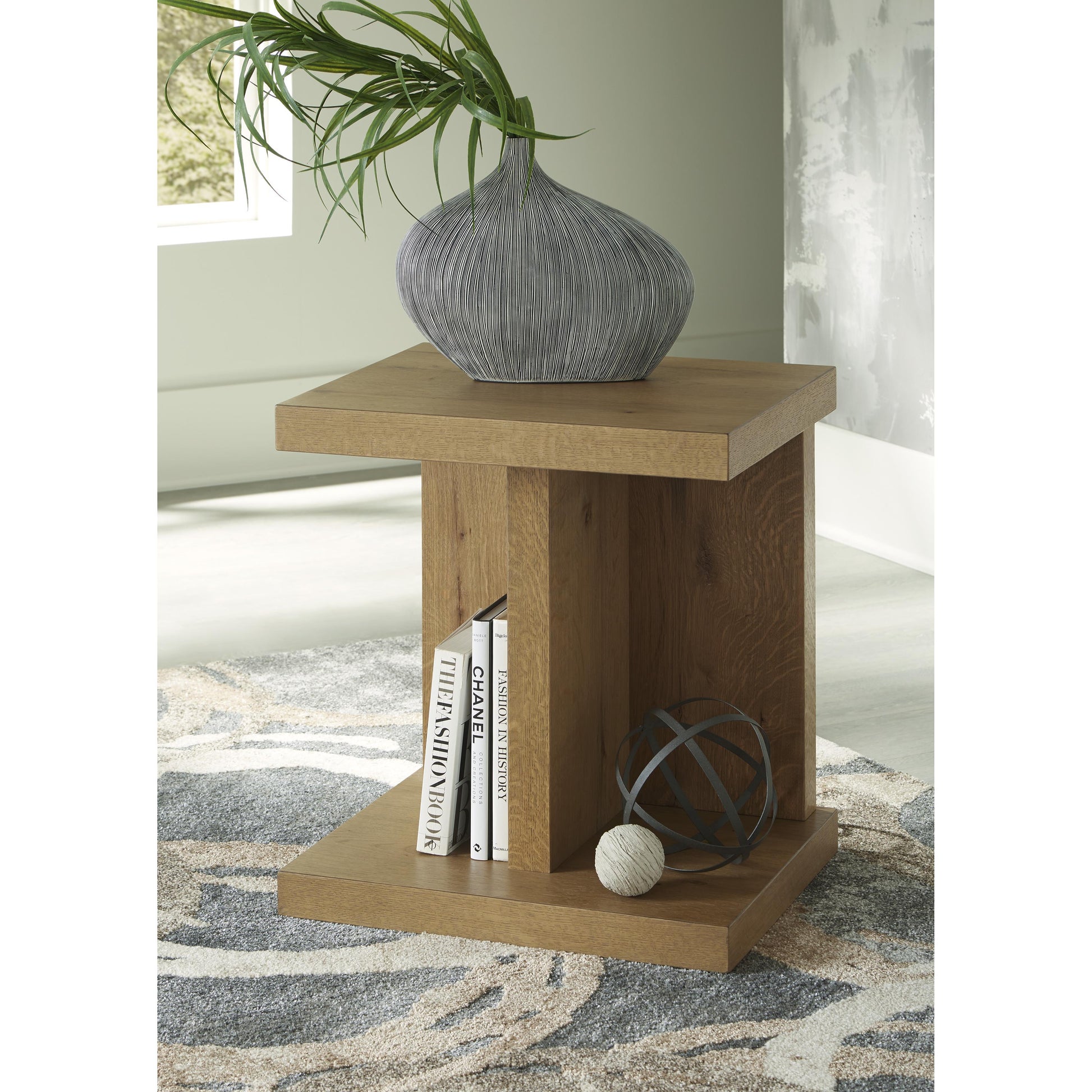 Signature Design by Ashley Brinstead End Table T839-7 IMAGE 6